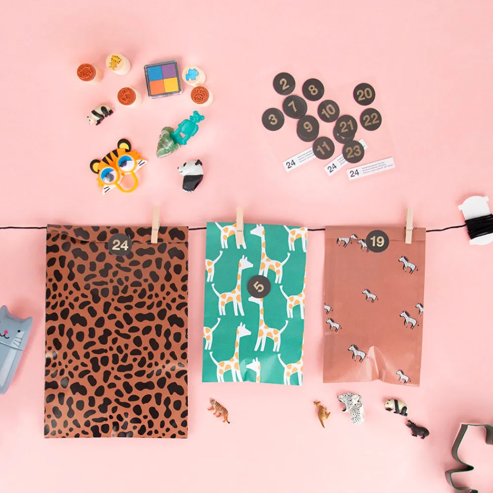 Shop XX-KadoDesign 1 Green Pouch With Giraffes