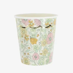 Shop Party Pro 8 Liberty Scalloped Cups
