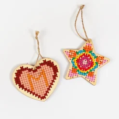 Store Graine Créative 8 Mexican Embroidery Threads