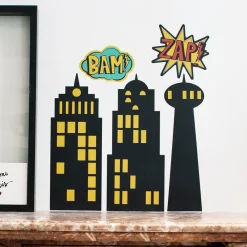 Cheap Great Pretenders 8 Wall Decorations - Super Heroes