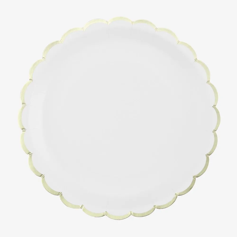 Hot Party Pro 8 White Scalloped Plates