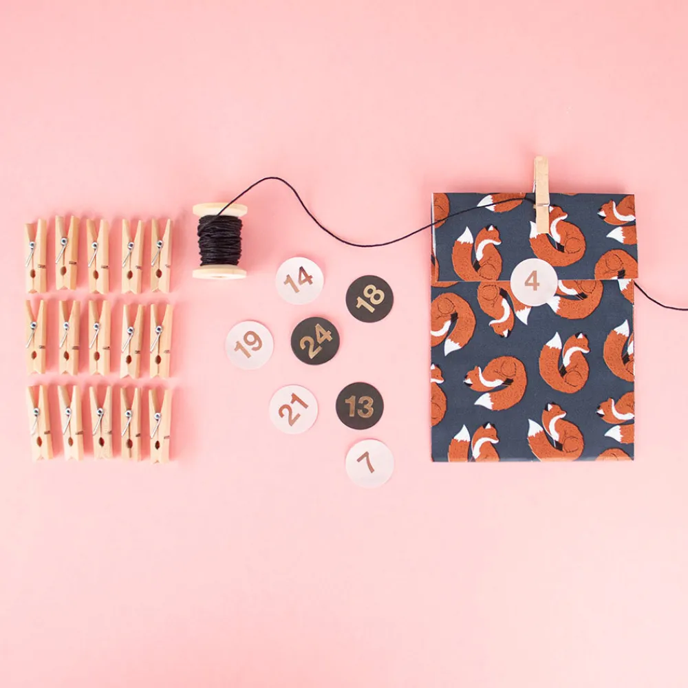 Cheap Graine Créative Black Waxed Cotton Thread