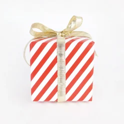 Clearance Party Pro Christmas - 1 Roll Of Red Diagonal Wrapping Paper