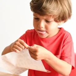 Hot Poppik Creative Poster + 520 Stickers: Baby Animals