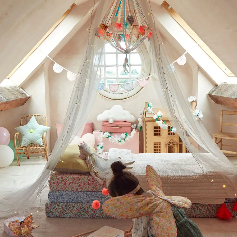 Online Meri Meri Garland - English Garden Flowers