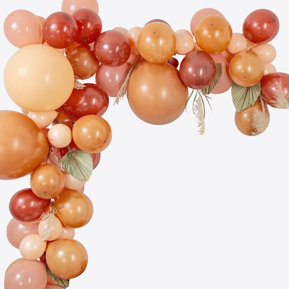 Fashion Arty Fêtes Factory Pampas Balloon Arch