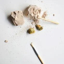 Outlet Dam Precious Stones Workshop