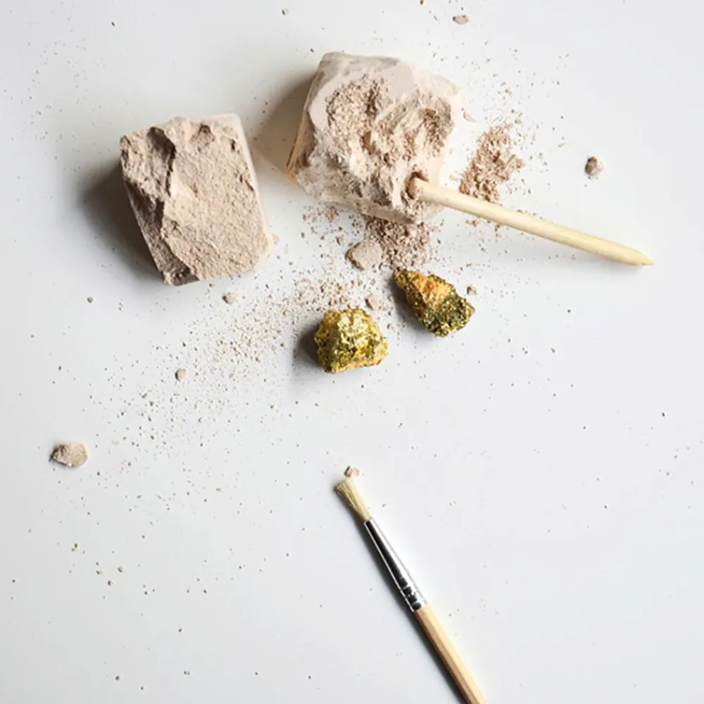 Outlet Dam Precious Stones Workshop