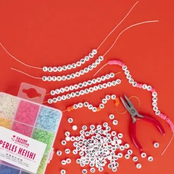 Fashion Graine Créative White Alphabet Beads